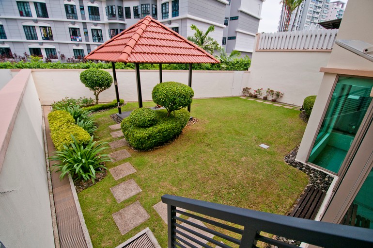 Landed Property for Sale Chiltern Drive Bungalow (Braddel Heights)